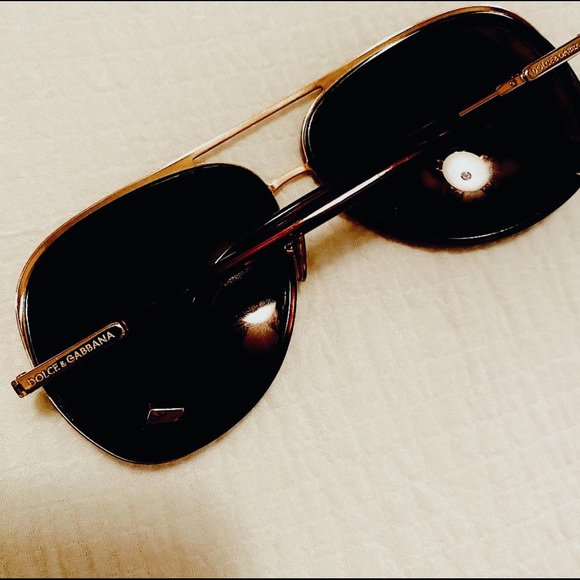 Dolce and gabbana sunglasses. Used but good condition. - Picture 3 of 3